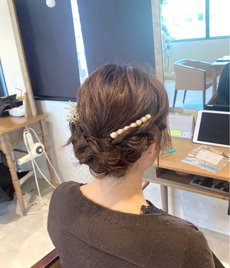 ヘアアレンジ ヘアセット 酸性ストレート/ブリ ーチなしWカラー河本のヘアスタイル