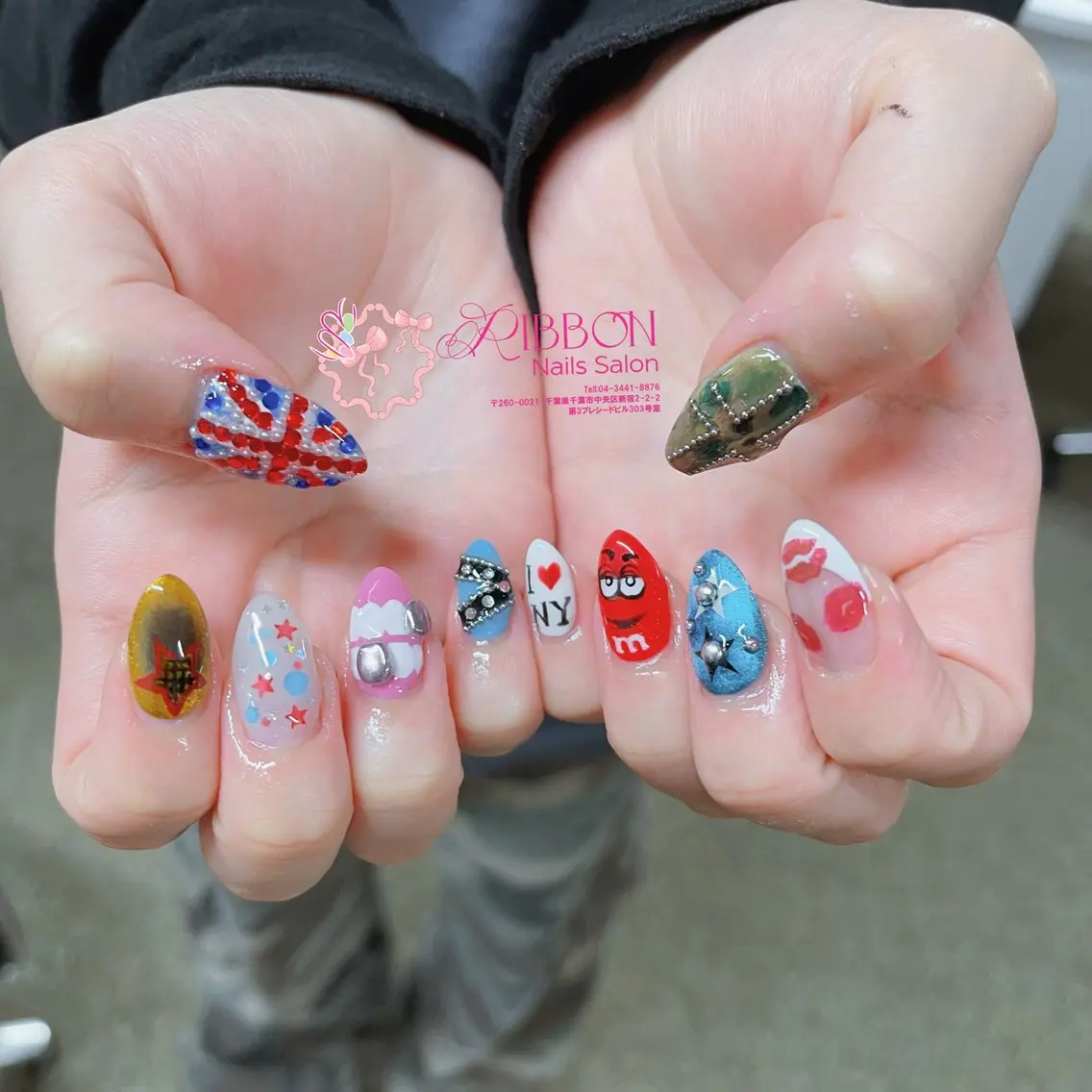ネイル フットネイル フレンチネイル ジェルネイル マグネットネイル 持ち込み ハンドネイル ribbonnail salonのネイルデザイン