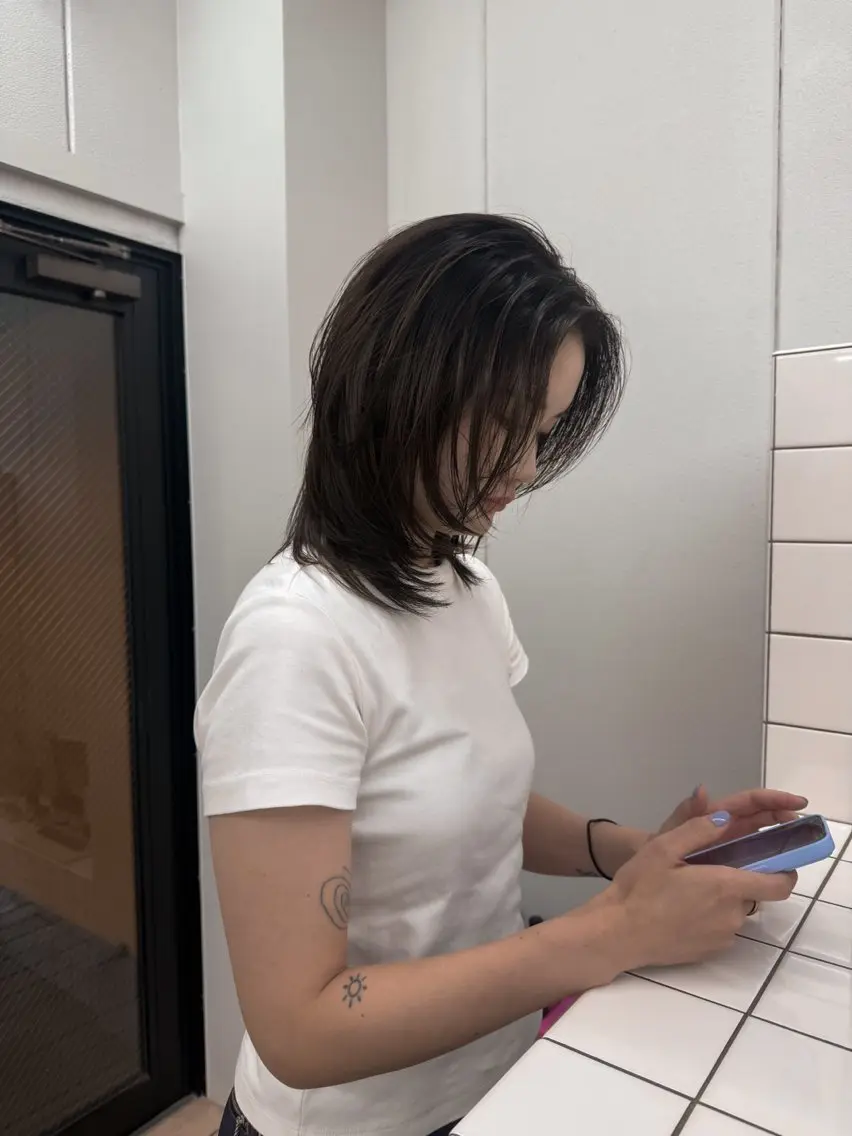 ミディアム カラー カット ヘアカラー トリートメント 関 京磨のヘアスタイル