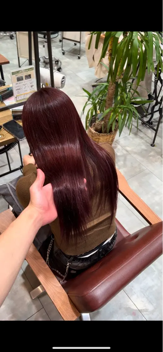ロング ヘアカラー 橋本 倫生のヘアスタイル
