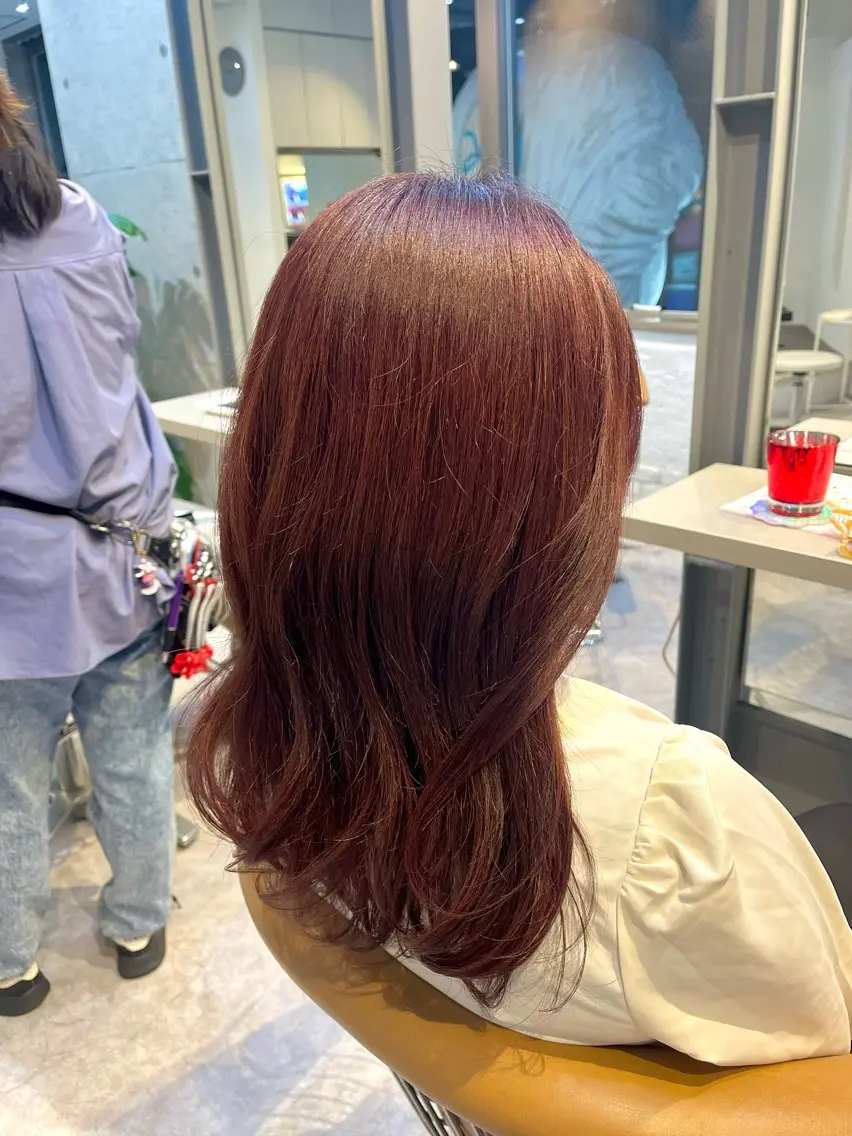 セミロング カラー カット ヘアカラー トリートメント うしだ かおるのヘアスタイル