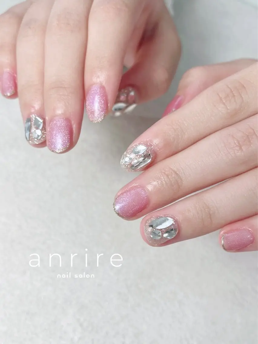 ネイル ジェルネイル キラキラネイル ラメ(グリッター) マグネットネイル パラジェル nailsalon anrireのネイルデザイン