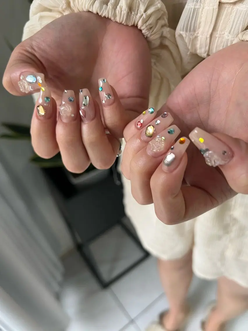 ネイル 持ち込み ニュアンスネイル ハンドネイル ハンドケア Charme. NOBUKOのネイルデザイン