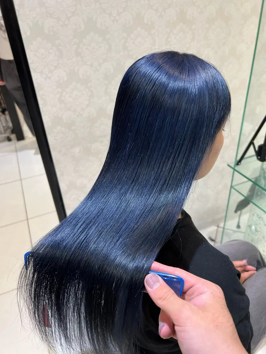 ロング カラー バレイヤージュ ブリーチ ブロンド ブルーカラー ダブルカラー 髪質改善×ハイトーン ✨倉持のヘアスタイル