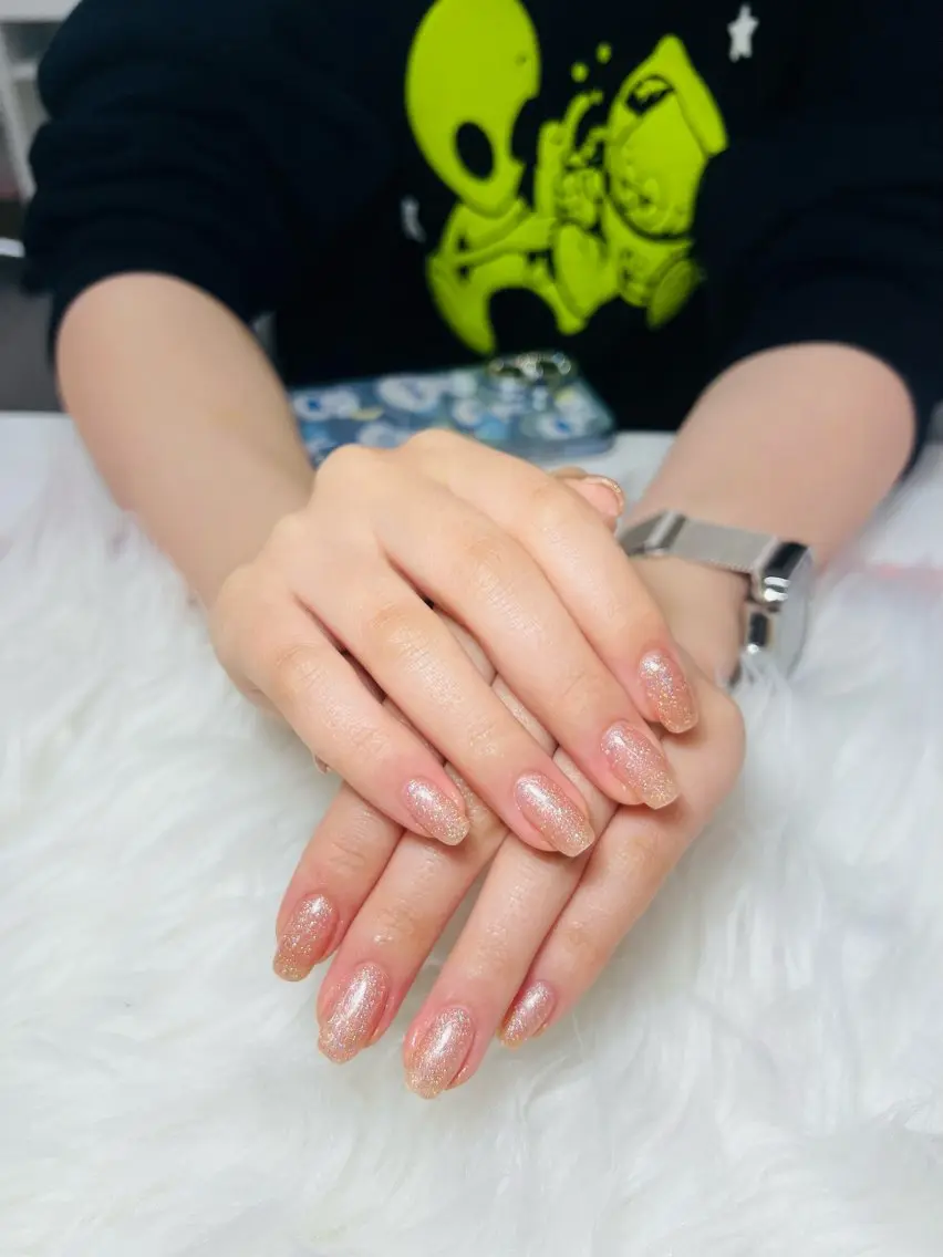 ネイル AURA NAILのネイルデザイン