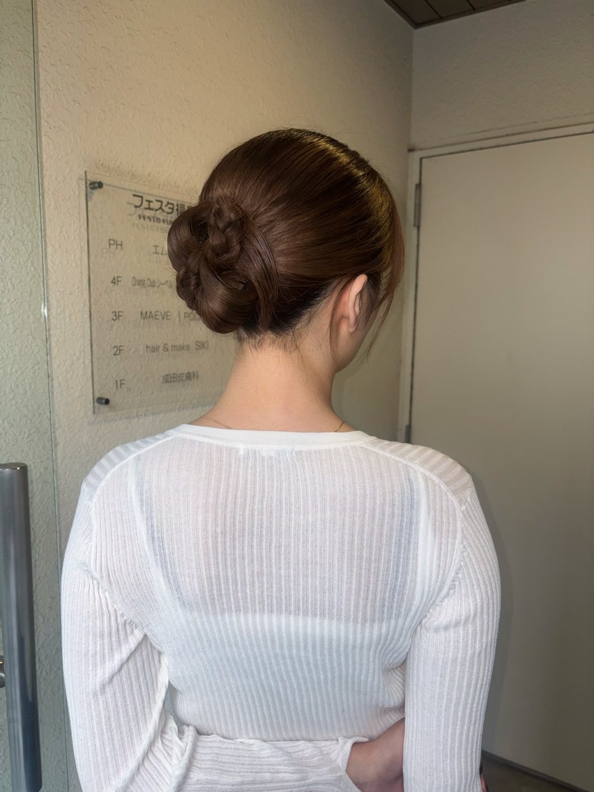 ミディアム ヘアアレンジ ヘアセット siki kaedeのヘアスタイル