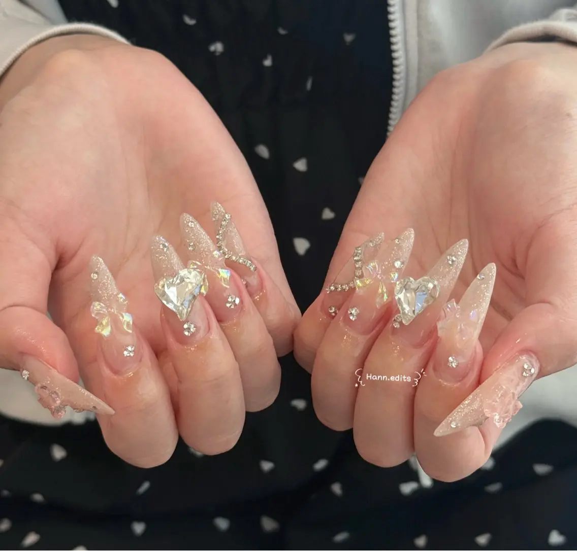 セミロング ハンドネイル Aila Nail ShinOkuboのネイルデザイン