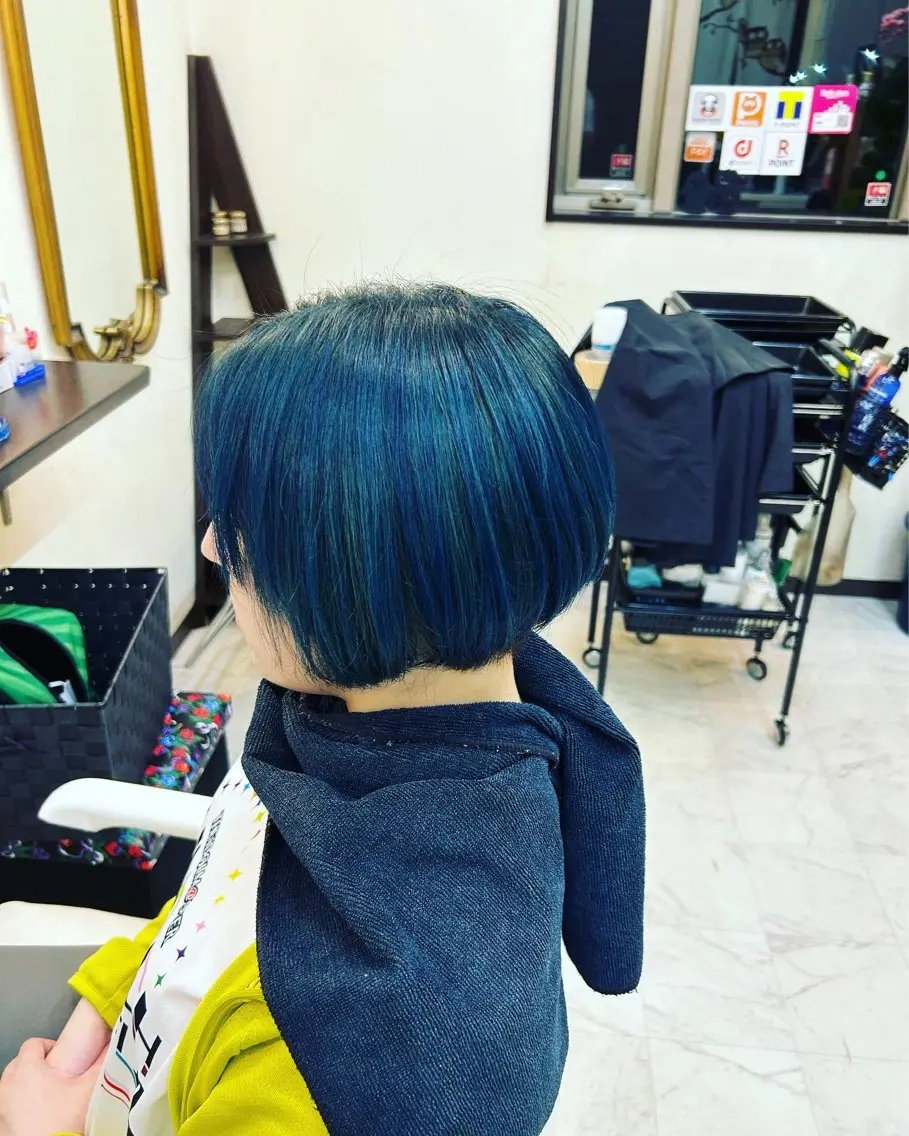 ショート あるす 美容室のヘアスタイル