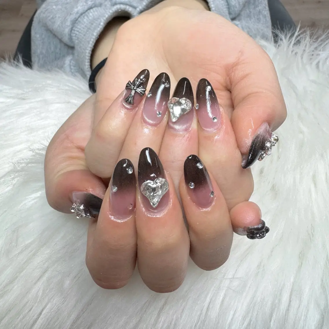 ネイル ハンドネイル 🎀nana🫧 ワンホンネイル🎀のネイルデザイン