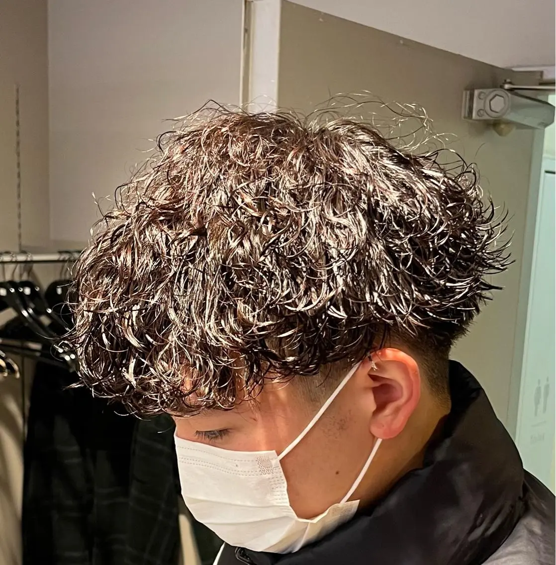 ミディアム パーマ メンズ 横浜駅メンズパーマ師 🌀岩﨑弘成🌀のヘアスタイル