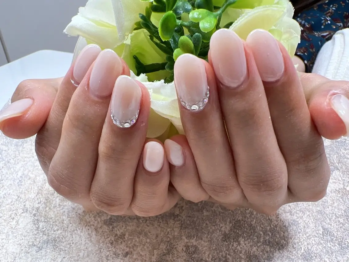 ネイル オフィスネイル ブライダルネイル coco nailのネイルデザイン