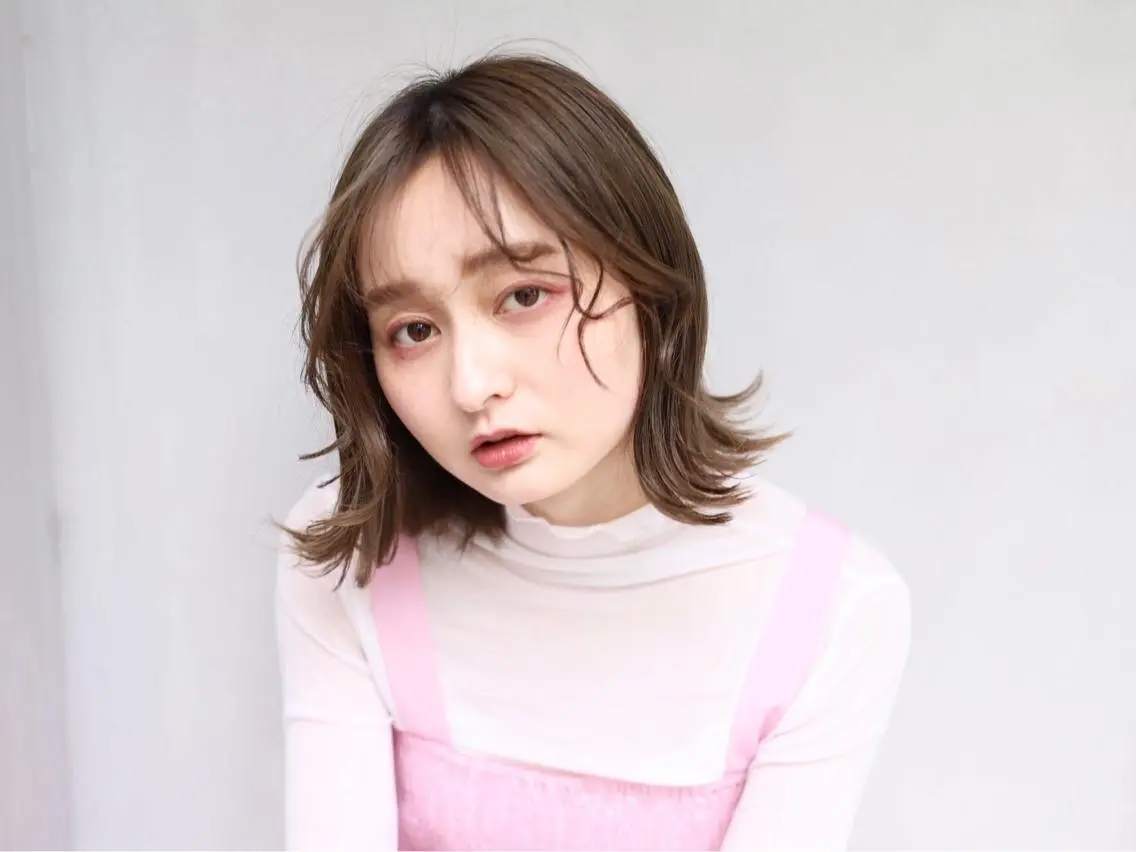 ミディアム カラー カット ヘアカラー トリートメント ENIF ヤマグチアツコのヘアスタイル