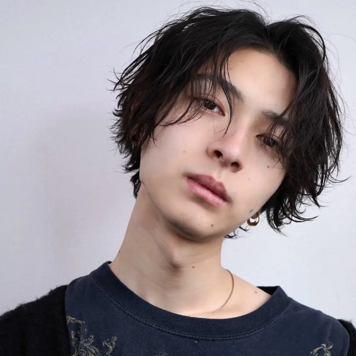 ミディアム パーマ カット 縮毛矯正 渋谷 メンズ 木下 仁来のヘアスタイル