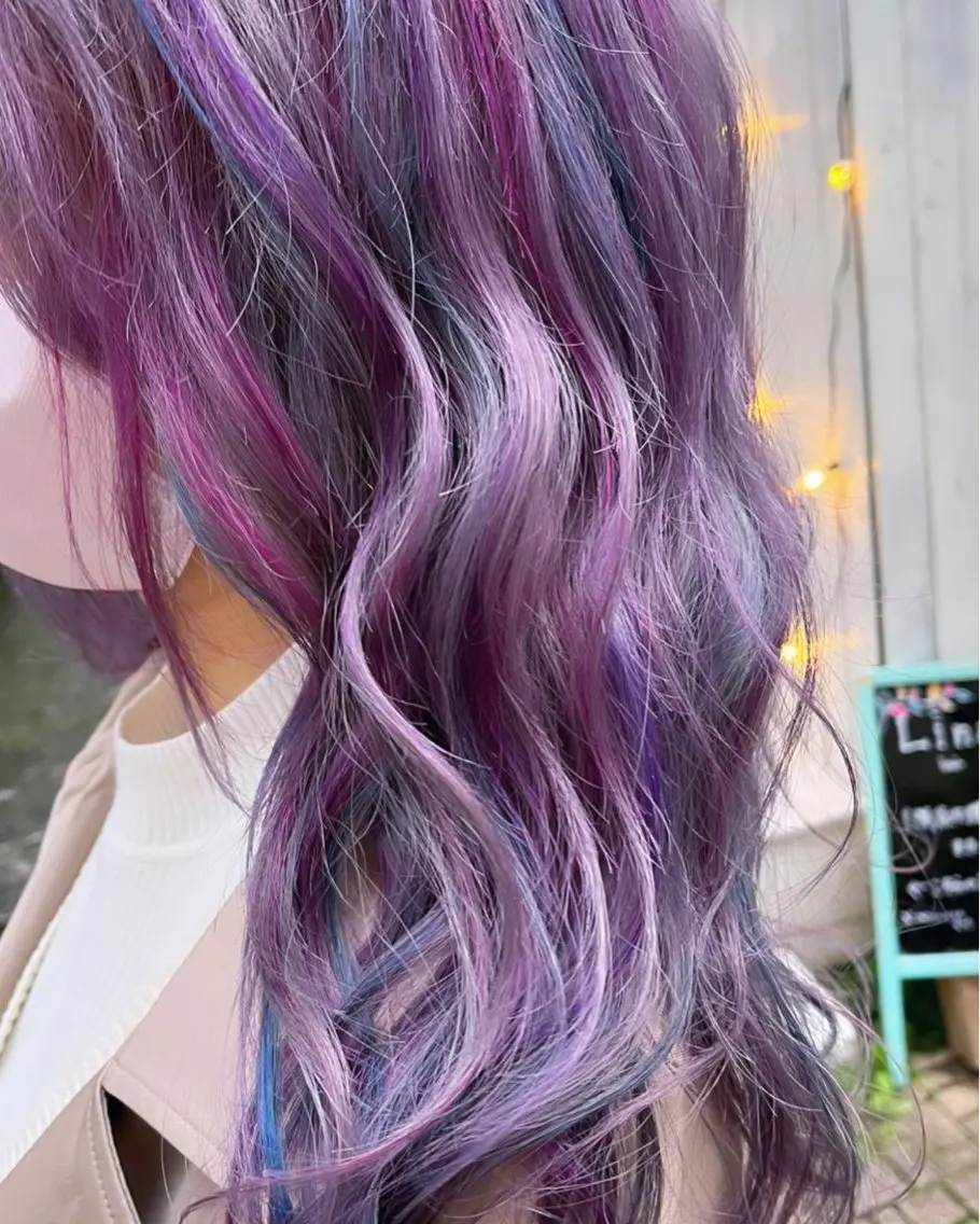 ロング カラー ブリーチ デザインカラー ユニコーンカラー カット ヘアカラー トリートメント 原宿サロン代表 デザインカラー伊藤卓のヘアスタイル
