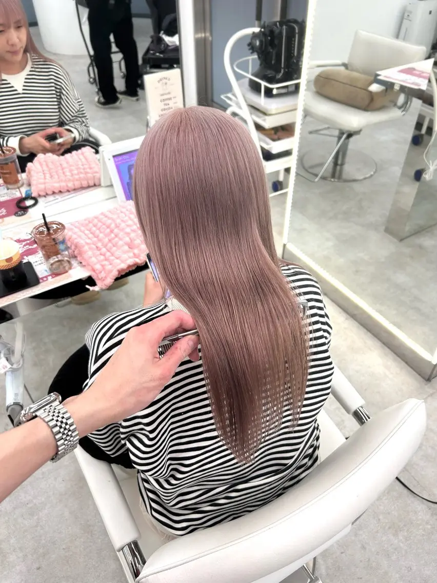 セミロング ヘアカラー トリートメント 透明感ハイトーン特化 /ケアブリーチ/莉駒のヘアスタイル