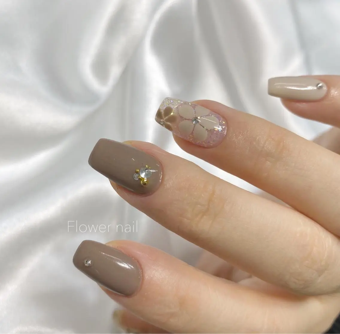 ネイル Flower nailのネイルデザイン