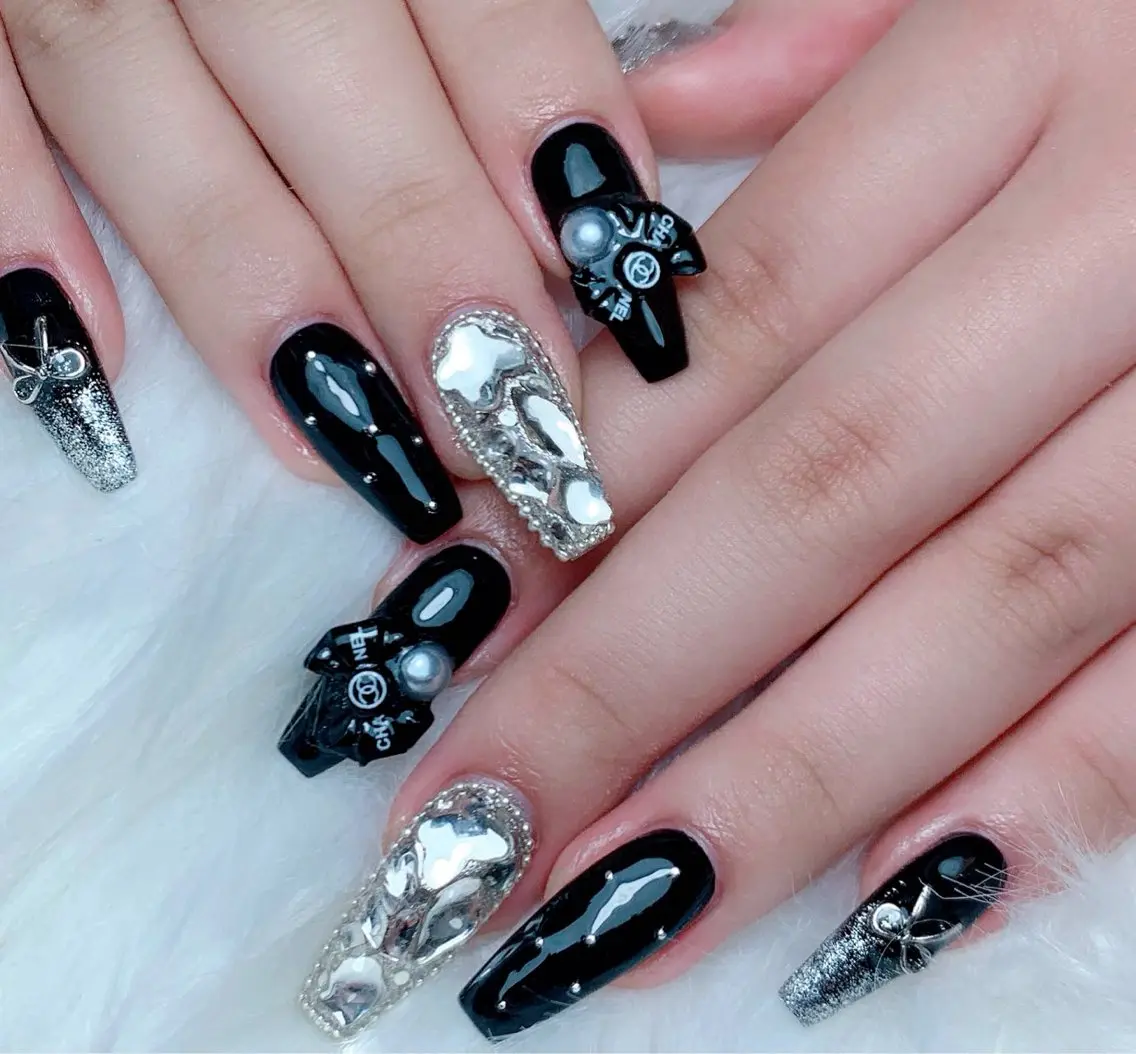 ネイル M🌷nail 長さだし専門店のネイルデザイン