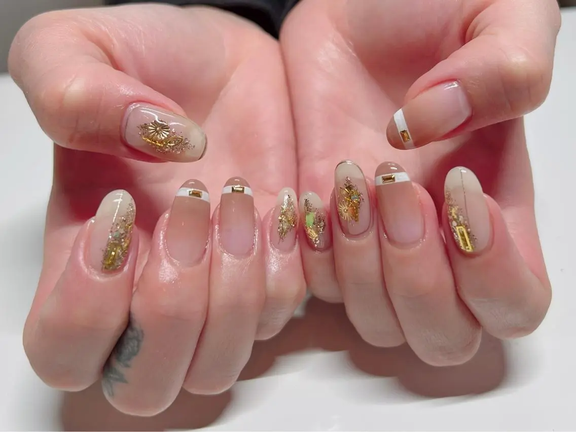 ネイル ハンドネイル IRAS..nail ＥＲＩＫＡのネイルデザイン