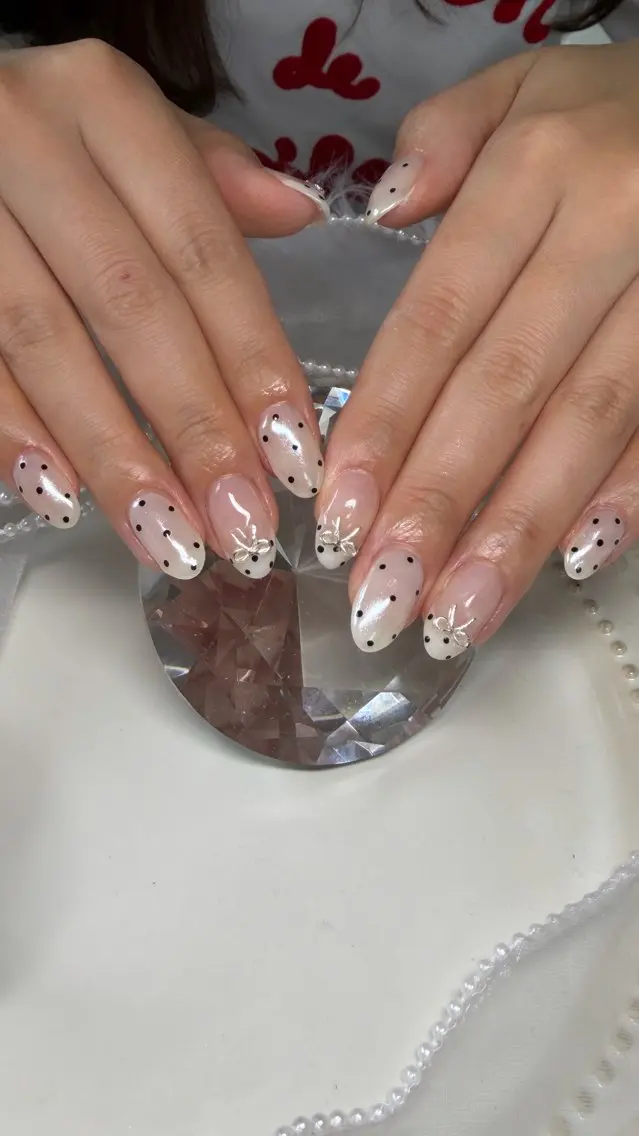 ネイル ハンドネイル 🅁nail🪞✨ risa🎀のネイルデザイン