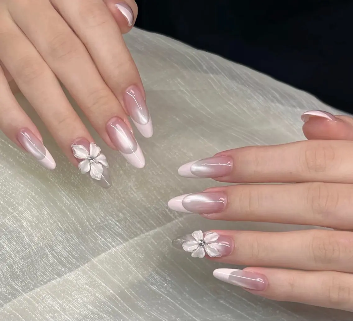 ネイル アートネイル ジェルネイル 韓国ネイル ニュアンスネイル シンプルネイル ハンドネイル ハンドケア Anna Melia Nailのネイルデザイン