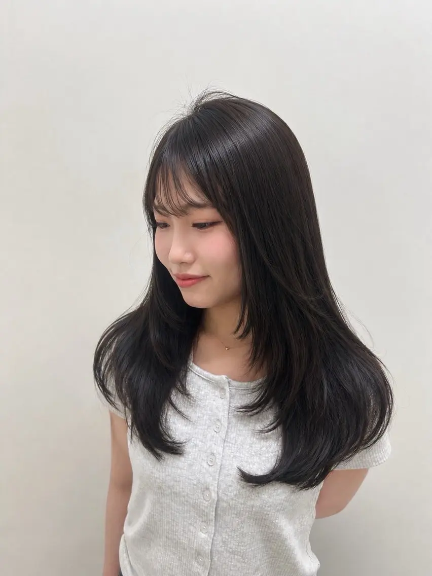 ロング カット ヘアカラー トリートメント Sayaka🩶 / 烏丸 / 韓国ヘアのヘアスタイル