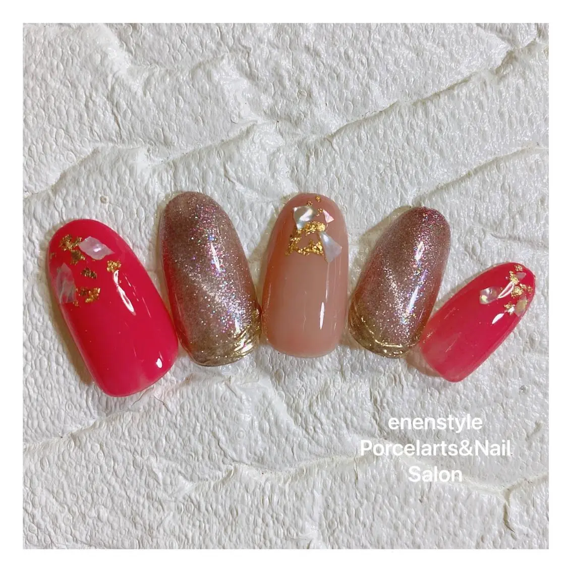 ミディアム ネイル ハンドネイル 🐾enen style 🐾のネイルデザイン