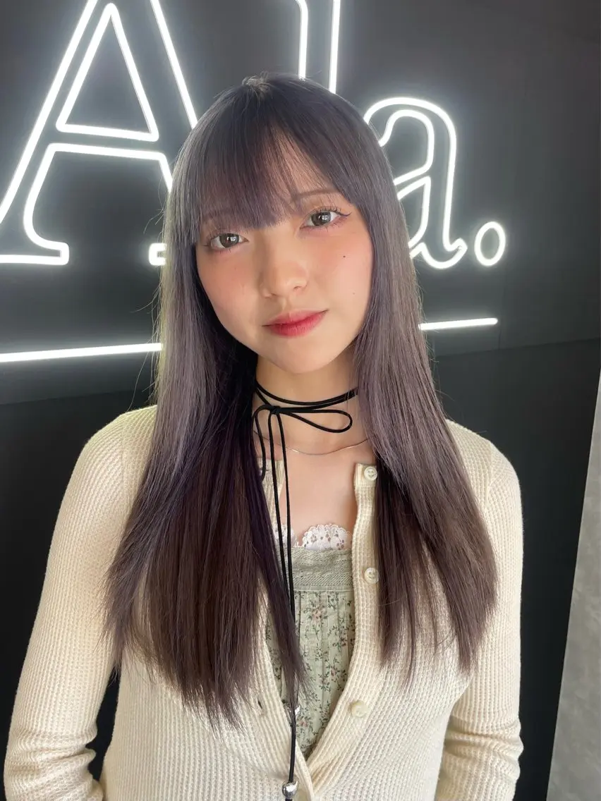 ロング カラー ヘアカラー  ︎︎ 寧音のヘアスタイル