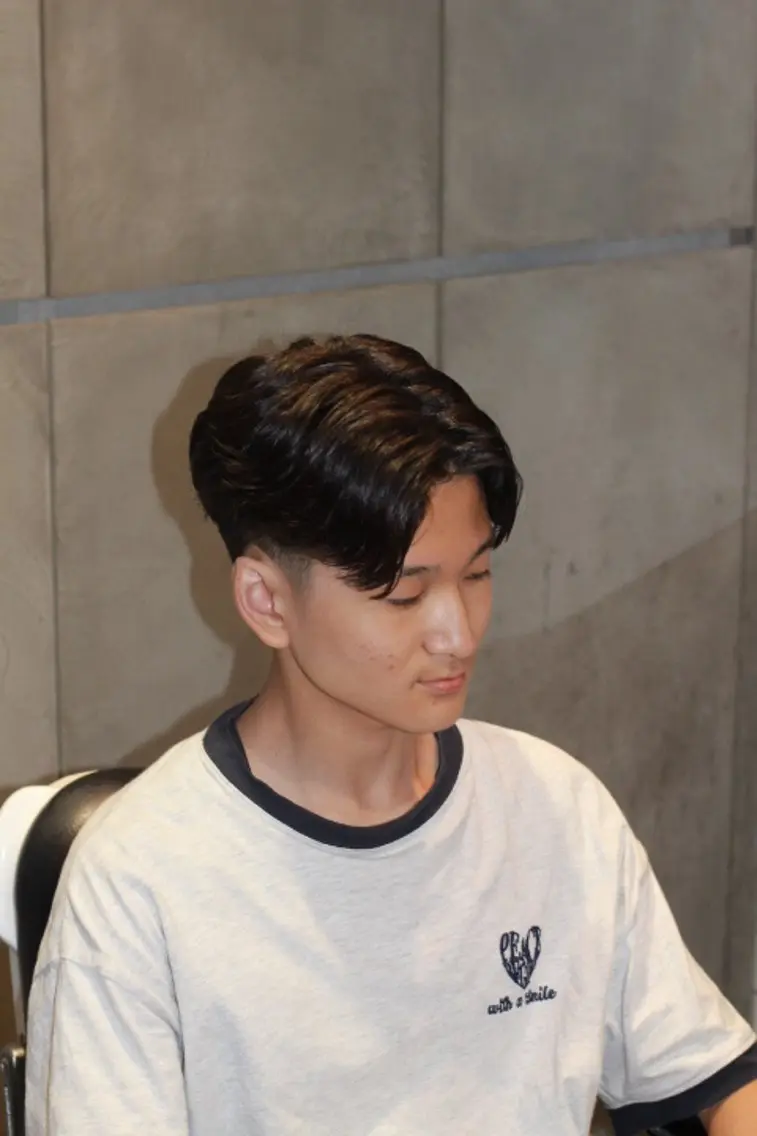 ショート カット パーマ 岩本 文太のヘアスタイル