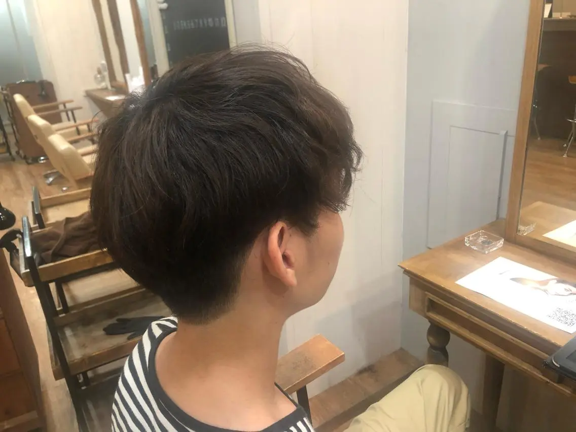 ショート パーマ メンズ カット パーマ みねぎし ふうかのヘアスタイル