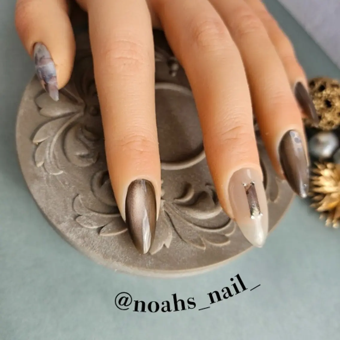 ネイル ネイルチップ ハンドネイル Noah'snail   のネイルデザイン