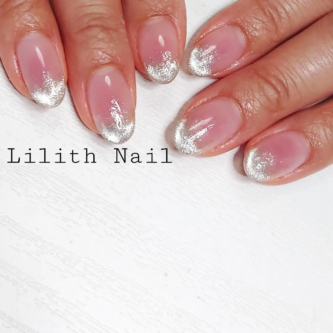 ネイル チークネイル グラデーション マグネットネイル 夏ネイル ハンドネイル Lilith Nailのネイルデザイン