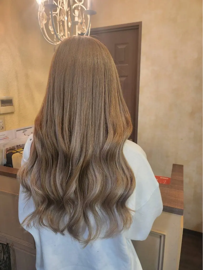 ロング ヘアアレンジ シールエクステ アッシュ エクステ カット エクステ MagicMush ✴︎シールエクステのヘアスタイル