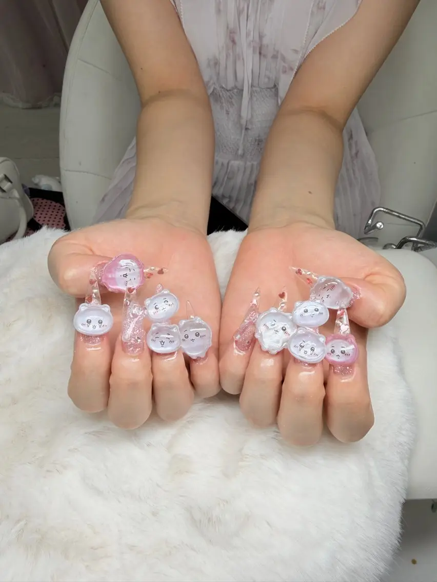 ネイル Anh ゴテゴテネイルのネイルデザイン