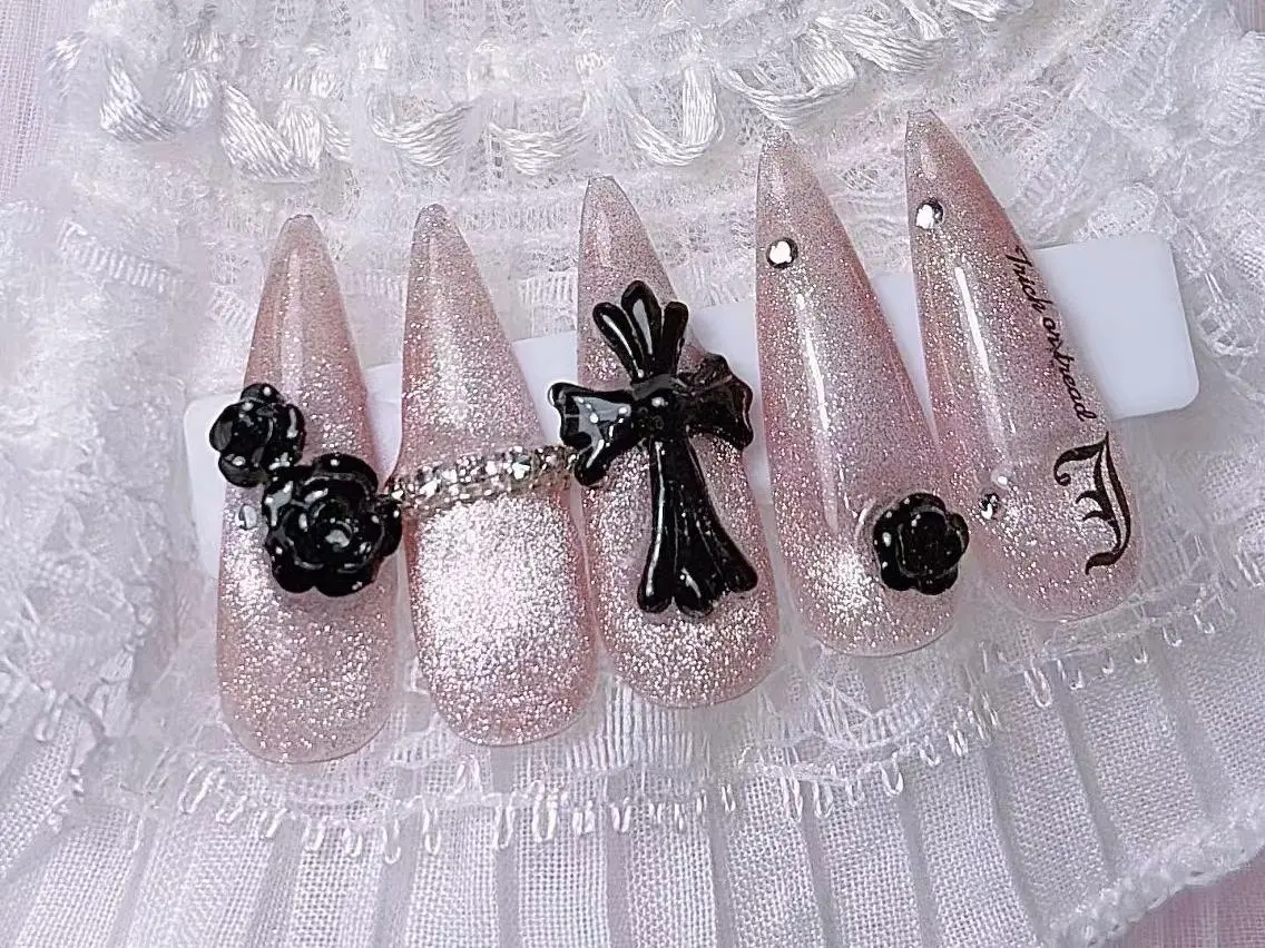 ネイル 🎀 Queens 高田馬場🎀のネイルデザイン