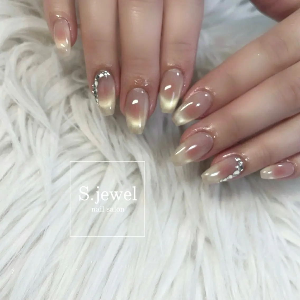 ネイル S. JEWELのネイルデザイン
