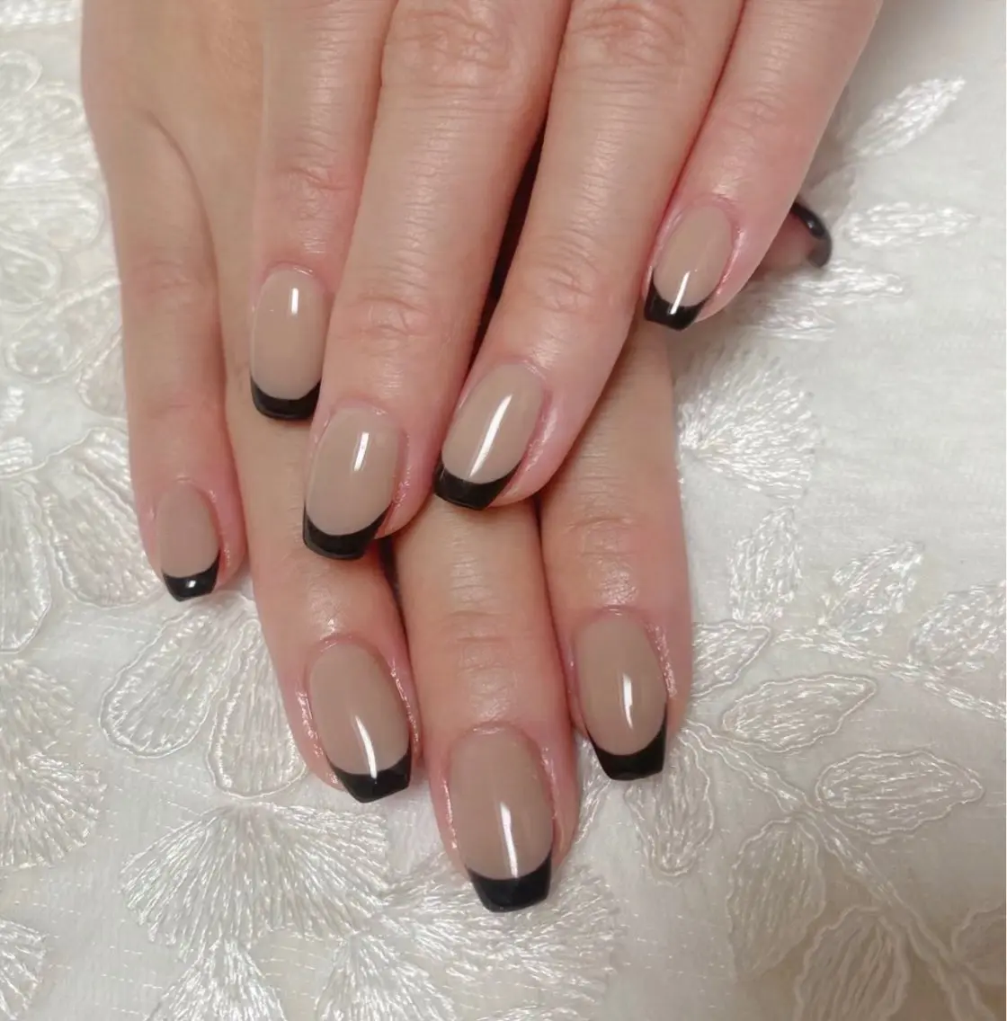 【Hand】チップ長さだし　フレンチネイルの写真