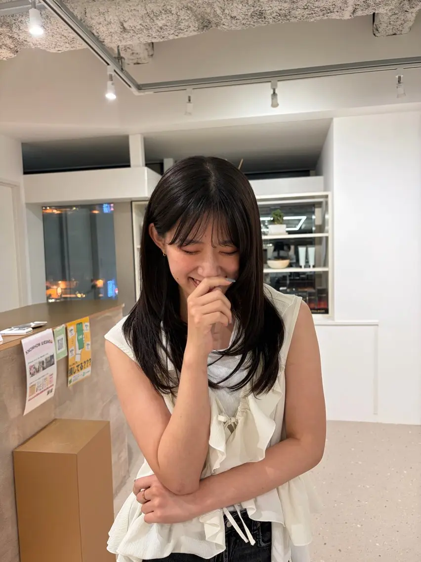 ロング ヘアカラー 鍛治 美月稀のヘアスタイル