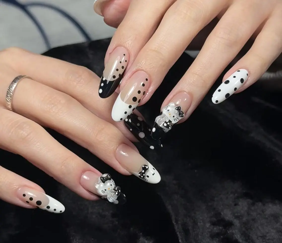 ネイル ハンドネイル エリ🫧 nail池袋東口のネイルデザイン