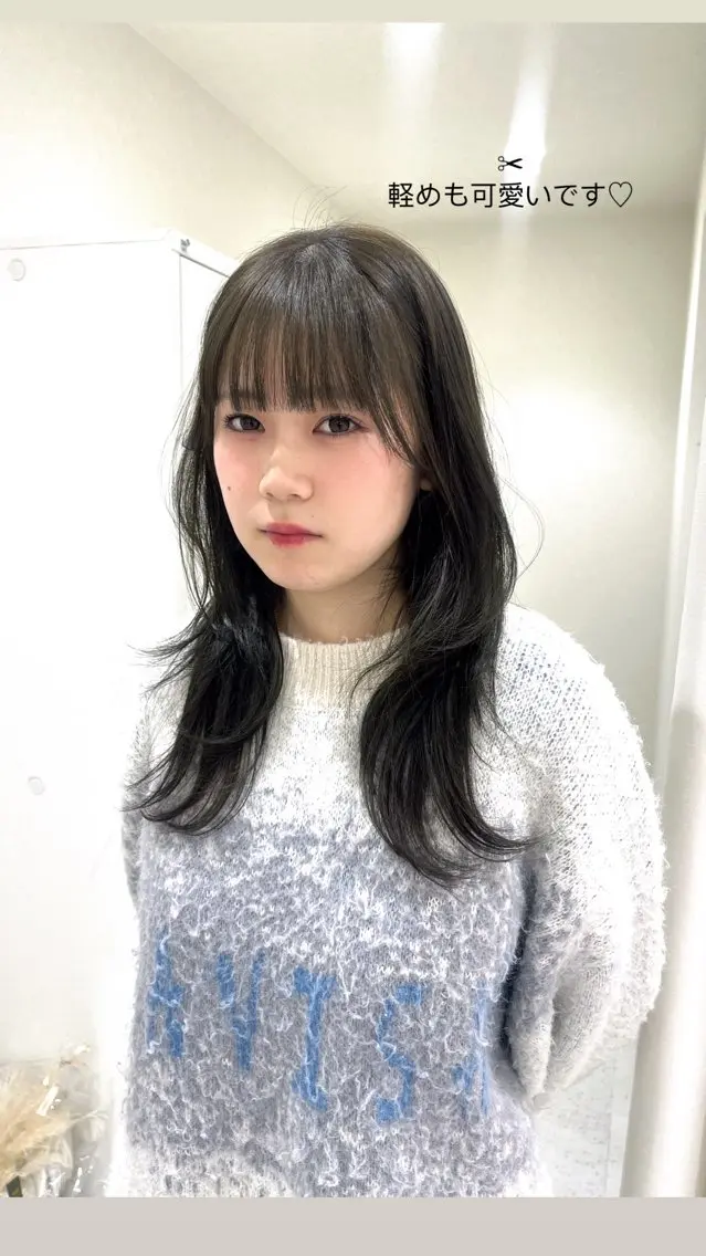 ロング カラー 透明感カラー オリーブカラー ハッシュカット レイヤーカット ヨシカ/透明感カラー 酸性ストレートのヘアスタイル