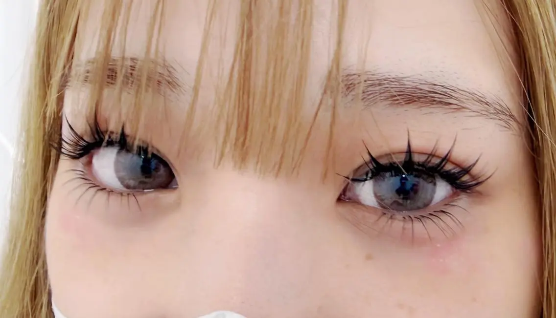 マツエク・マツパ フラットラッシュ 韓国風マツエク パリジェンヌラッシュリフト まつげパーマ 下まつげエクステ Mio🎀アイラッシ ﾕ╹◡╹ワンホン漫画のマツエク・マツパデザイン