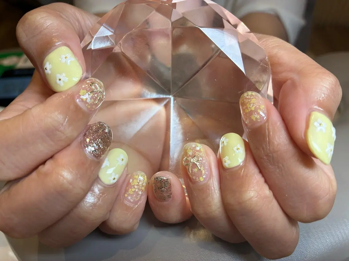 ネイル ハンドネイル ECRLN Atsumiのネイルデザイン