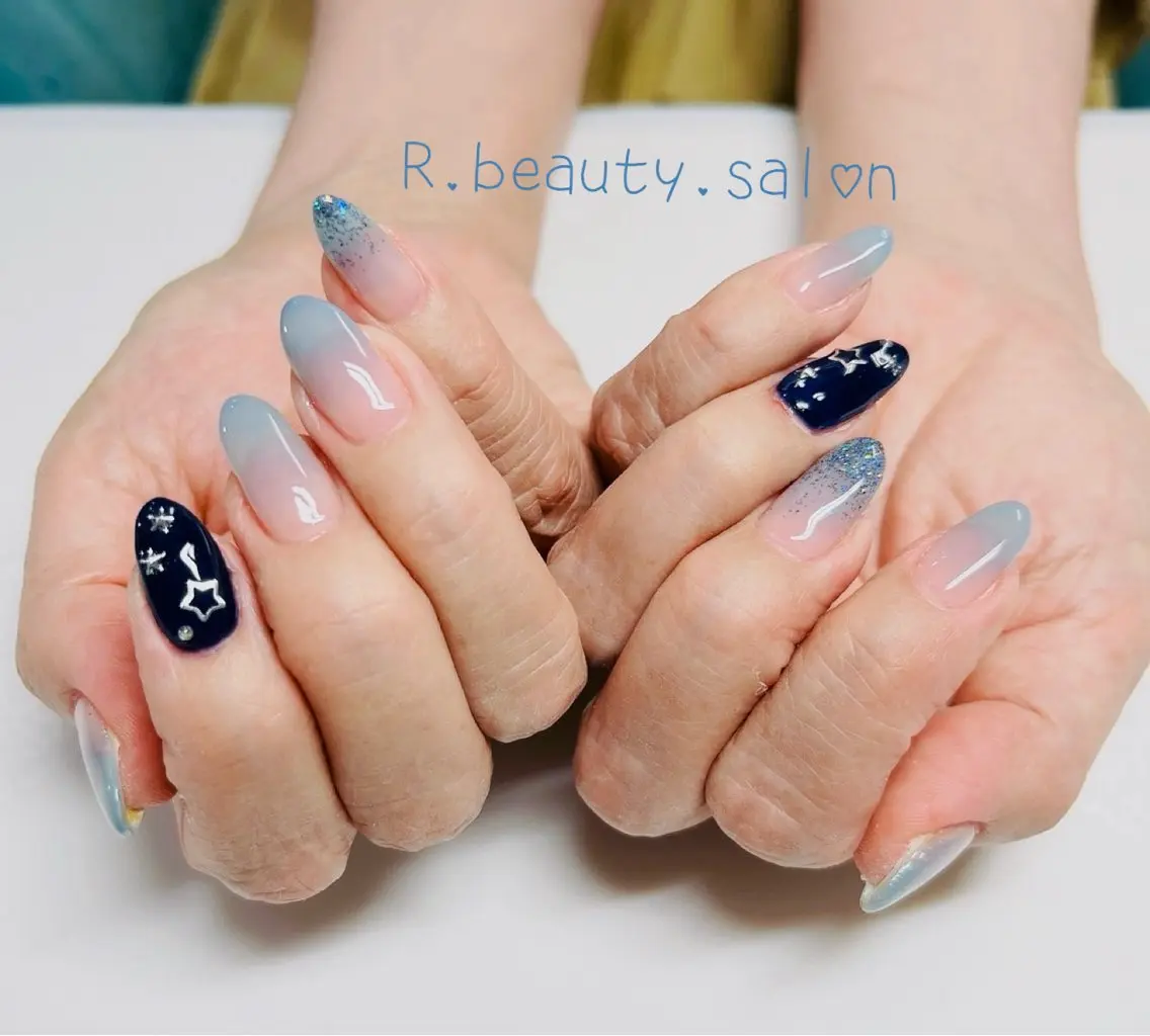 ネイル R.beauty サロンのネイルデザイン