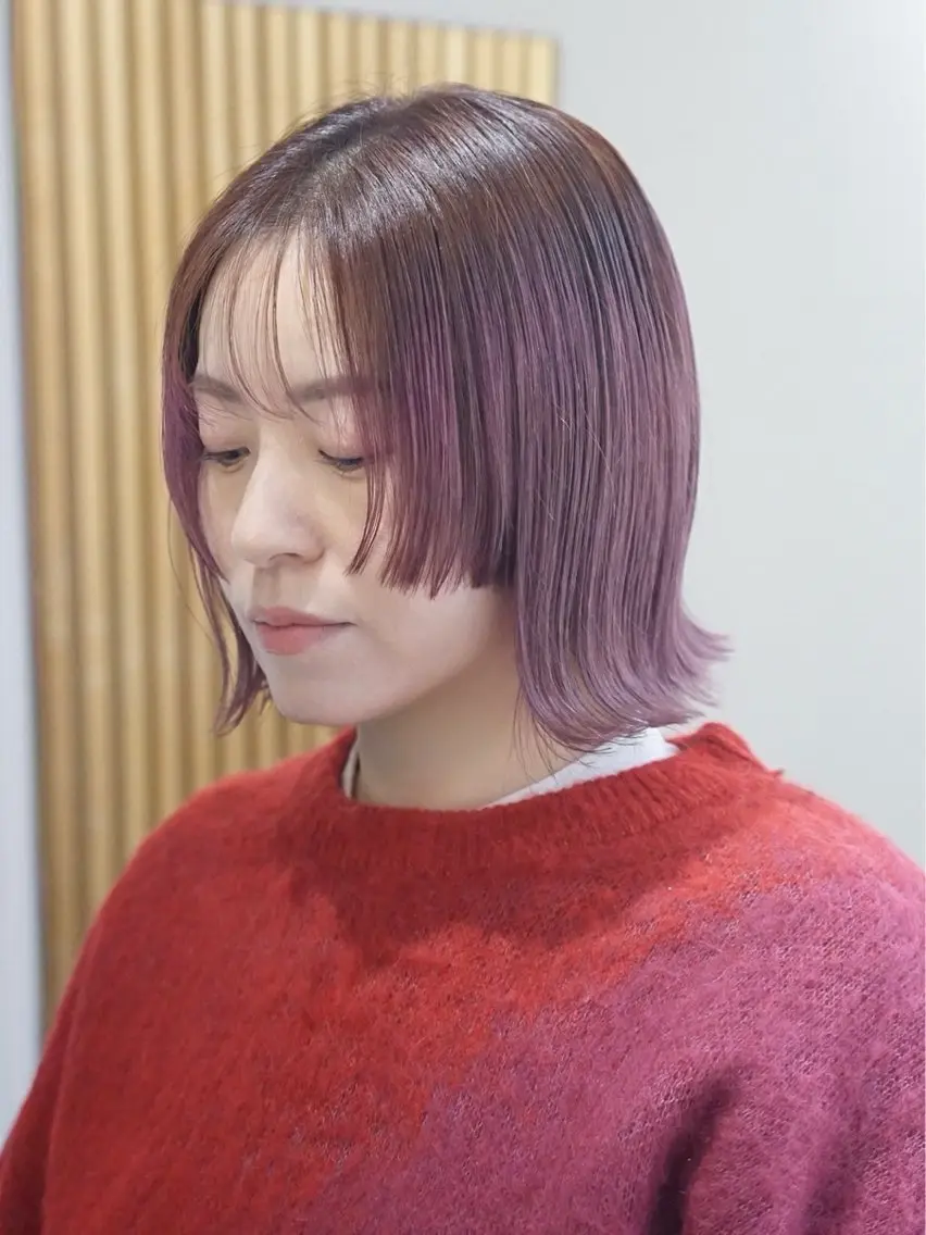 ミディアム ハッシュカット/ ブリーチ/アスナのヘアスタイル