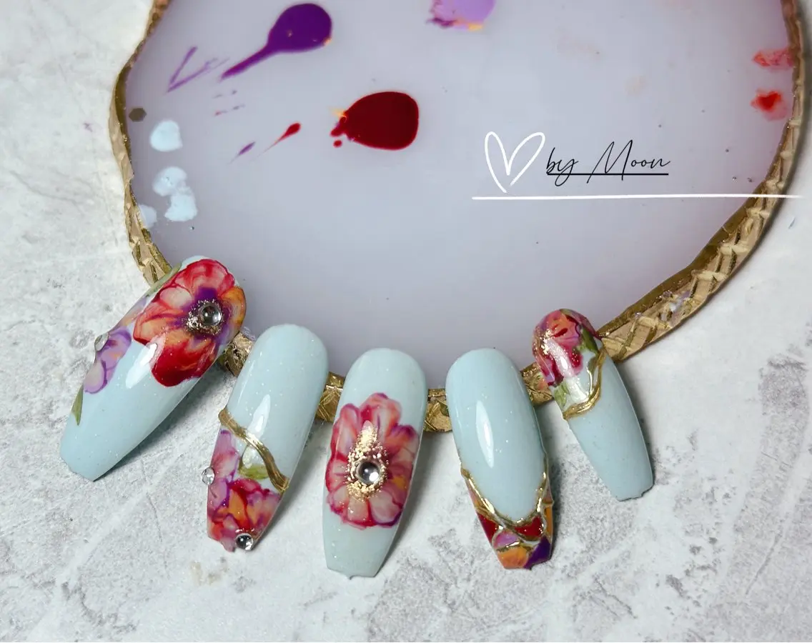 ネイル Moon Nailsのネイルデザイン