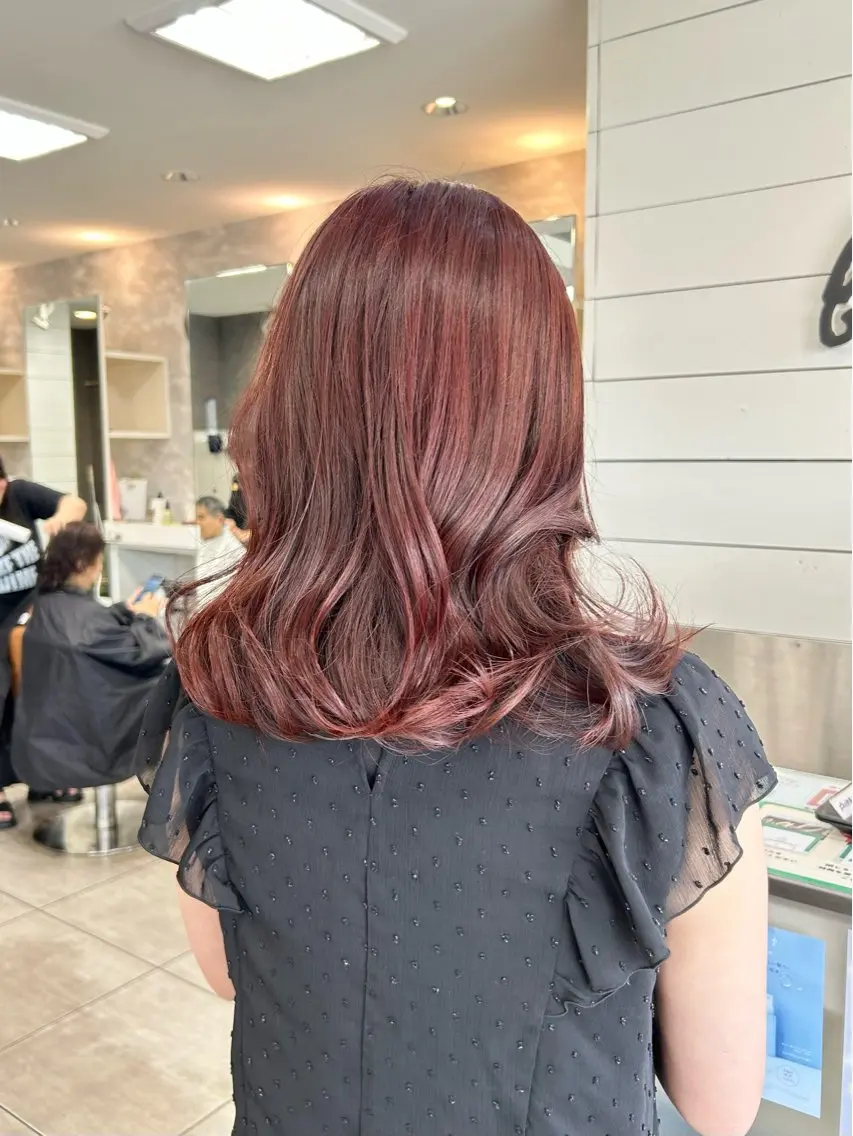 ミディアム ピンクブラウン ヘアカラー レイヤー/艶髪カラー 森本くるみのヘアスタイル