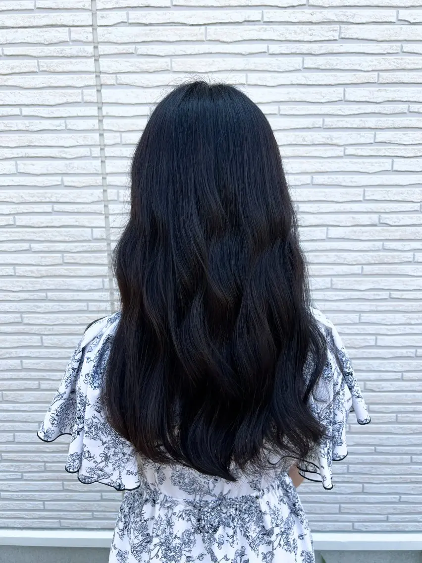 ロング 岡野 香那のヘアスタイル