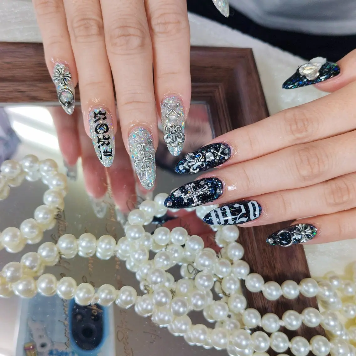 ネイル ハンドネイル ハンドケア BuBu Nail渋谷道玄坂のネイルデザイン