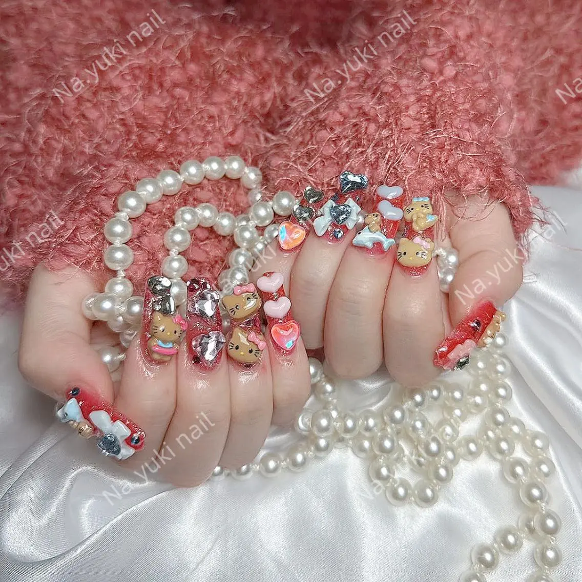 ネイル Queenie 🦋のネイルデザイン