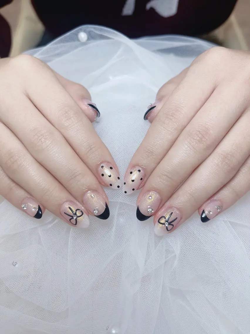 ネイル チークネイル 成人式 フレンチネイル グラデーション 氷ネイル・うるうるネイル ハンドネイル DUO MI nail salonのネイルデザイン
