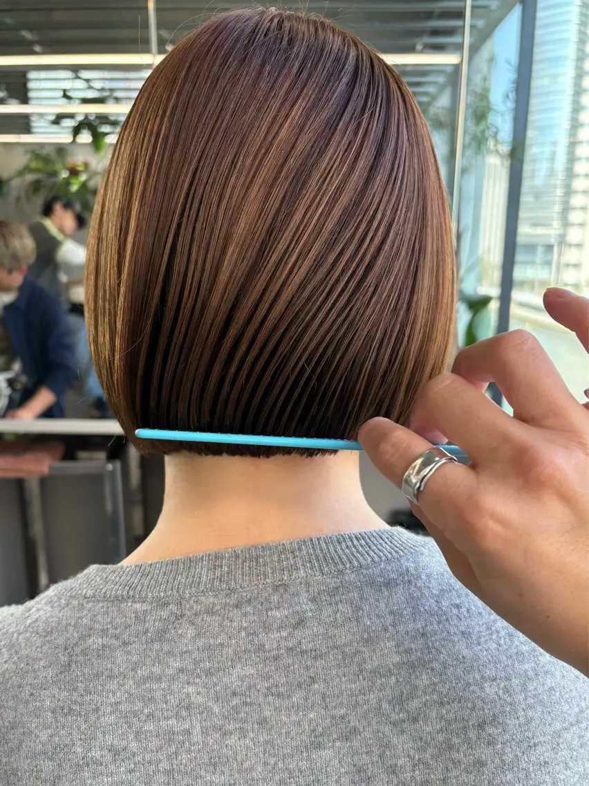 ミディアム カラー ボブ カット ヘアカラー トリートメント 似合わせカット レイヤー/ボブのヘアスタイル